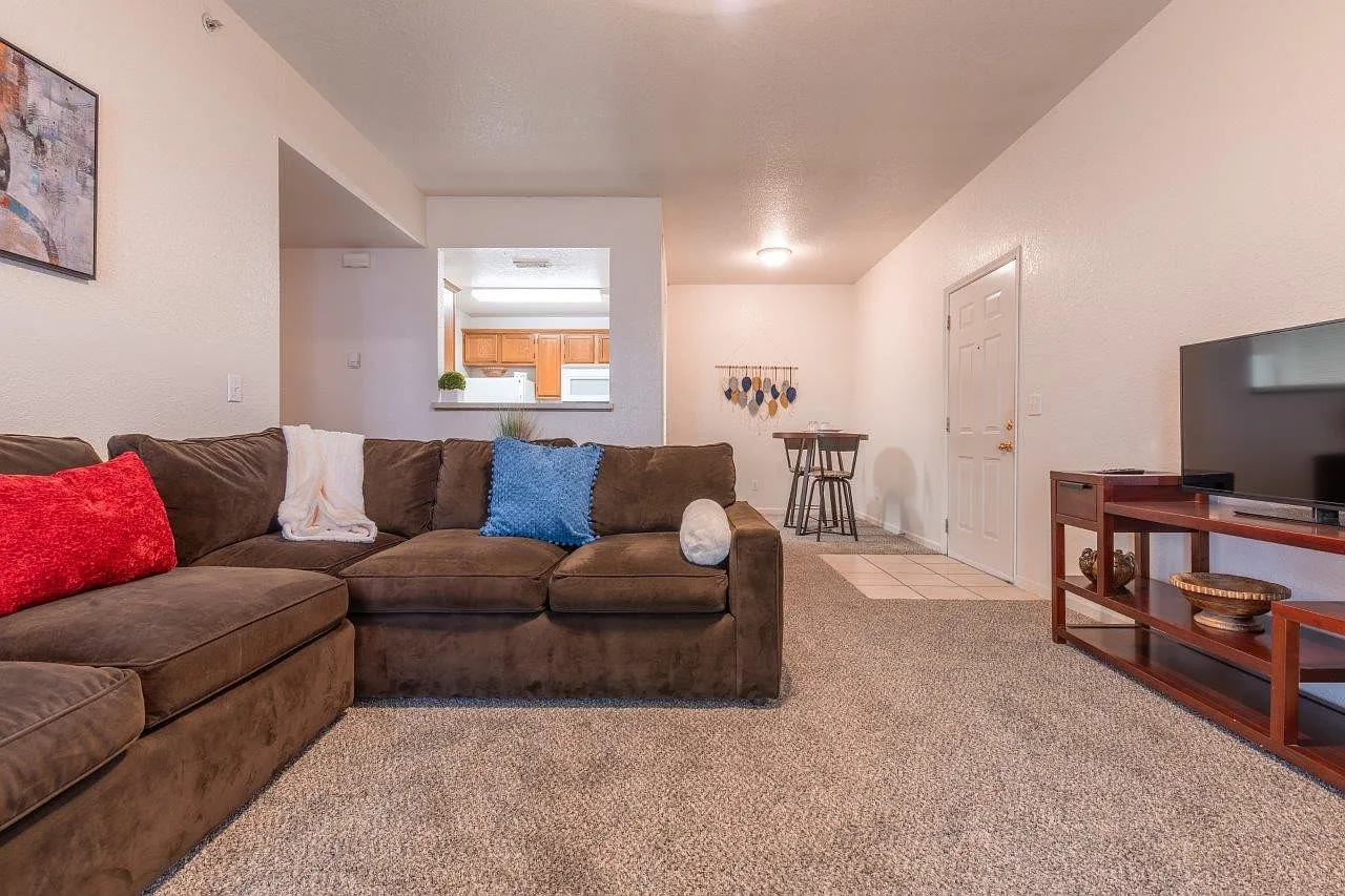 Chase Court — Photo 4