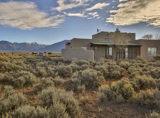 113 Colonias Pointe Dr, El Prado, NM 87529