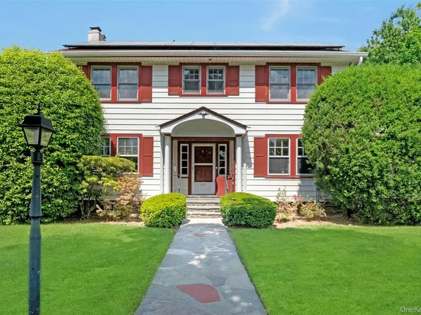 1 8th Street, Pelham, NY 10803