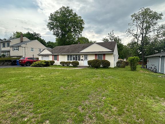 2nd image of 380 Burlington Rd