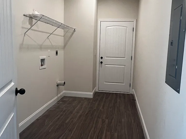 1421 White Horse Road Ext — Photo 5