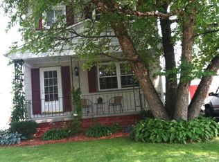 10 Orchard Pl, Lackawanna, NY 14218