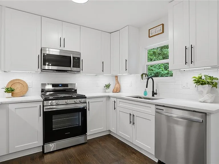 3270 Belfort Rd SE — Photo 14