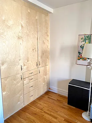 Rented by Remax Real Estate Professionals | media 27