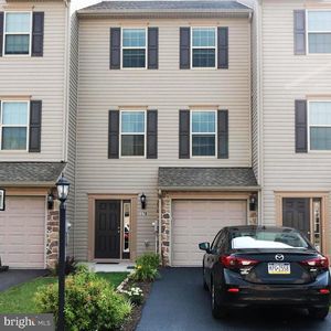 170 Katelyn Dr, New Oxford, PA, 17350
