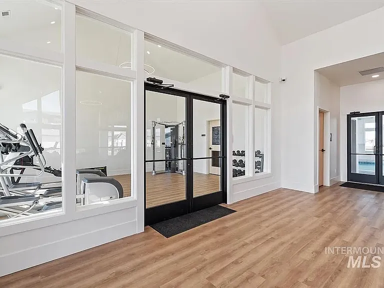 720 S Calhoun Ln — Photo 22