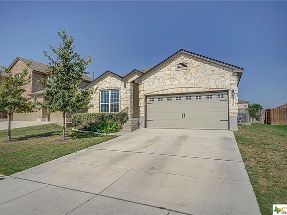 2nd image of 326 Oak Creek Way