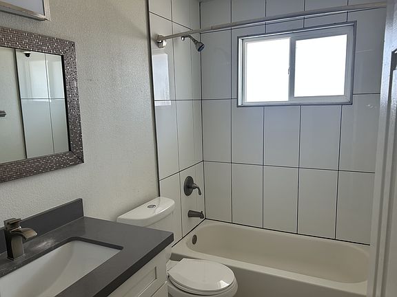4th image of 6725 E Earll Dr #13