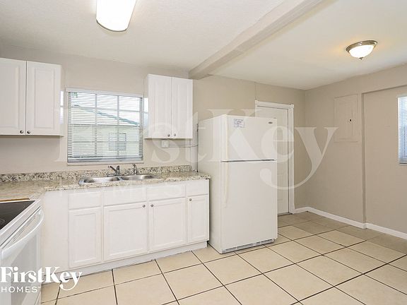 5th image of 30207 SW 158th Pl
