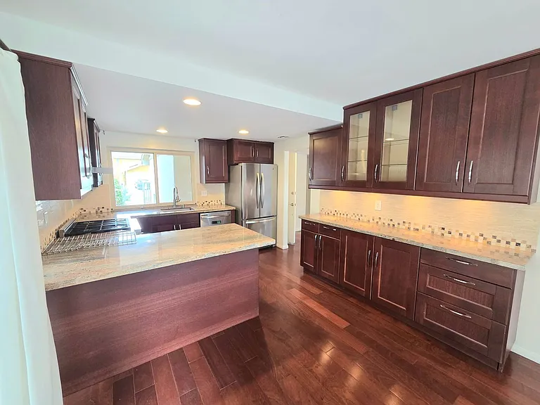 5648 Slicers Cir — Photo 8