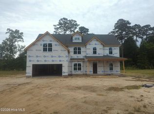 289 Shortleaf Dr, Grimesland, NC 27837