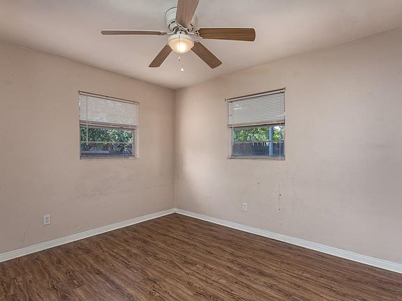 3rd image of 161 Bombay Ave