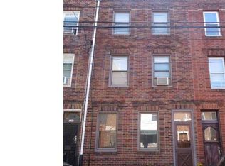 728 Carpenter St, Philadelphia, PA 19147