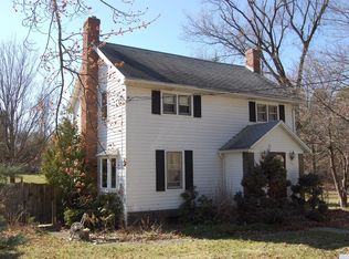 669 Fischer Rd, Kinderhook, NY 12106