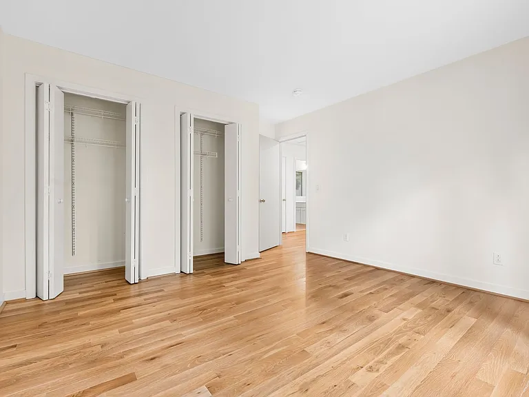 129 Ironwoods Dr — Photo 32
