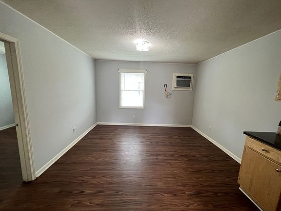 4th image of 1665 N Webb St APT G
