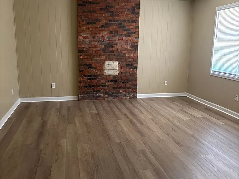 633 Groveland Dr — Photo 5