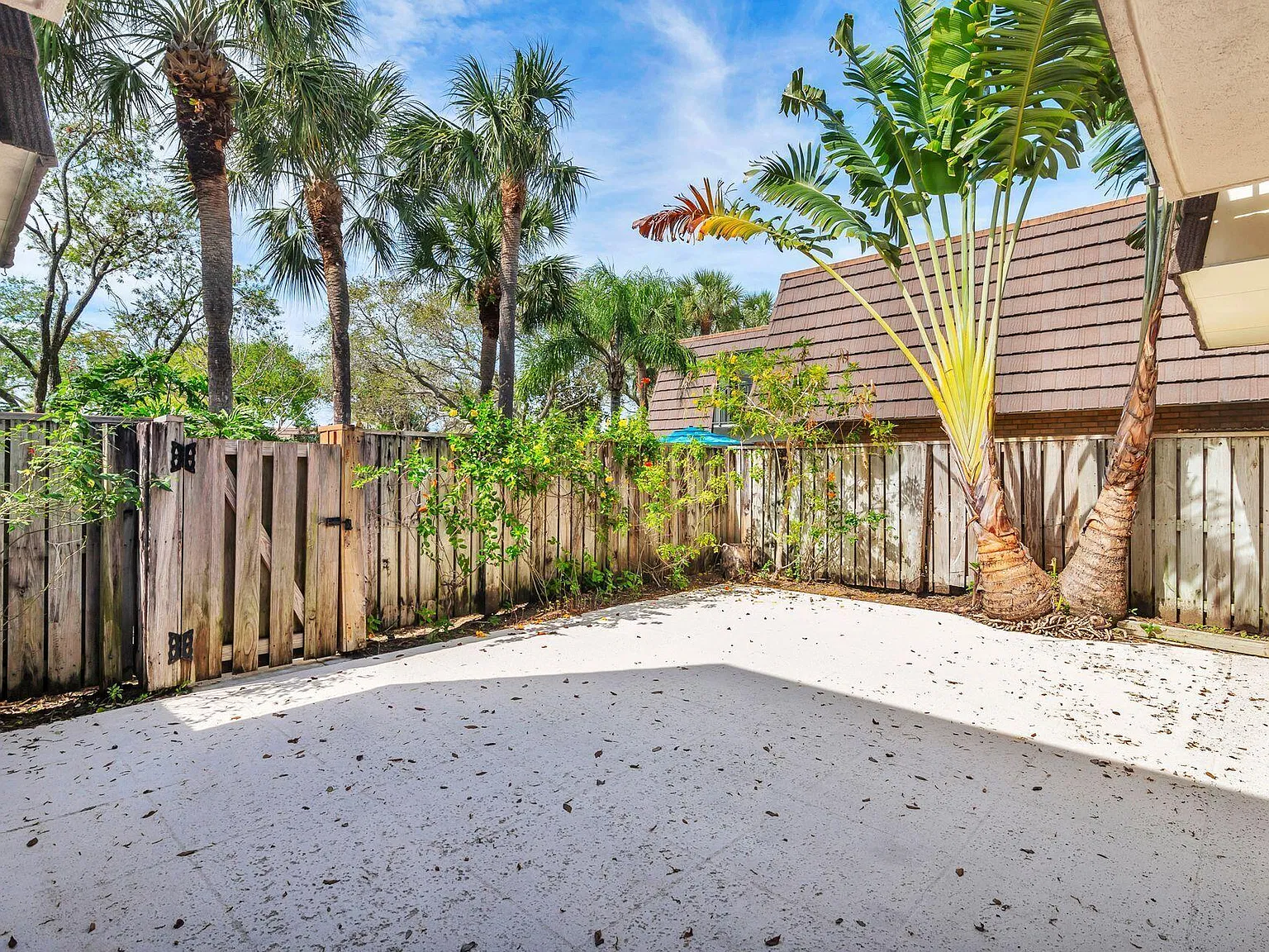 2 bed, 2.5 bath, 1188 sqft, $2,800 — Photo 4