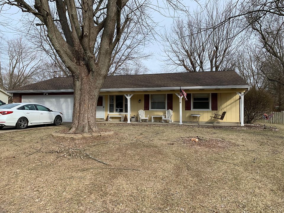 1st image of 202 Eastwood Dr