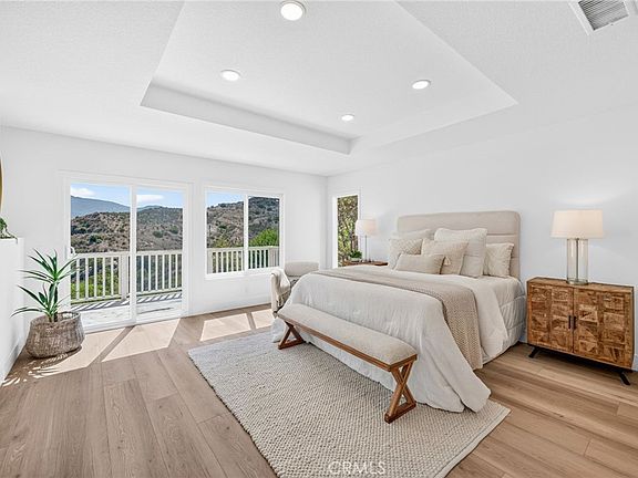 5th image of 8856 E Crestview Ln