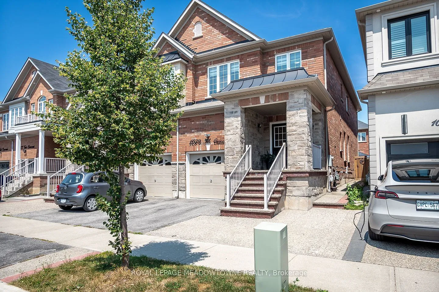 4 bed, $3,550 — Photo 1