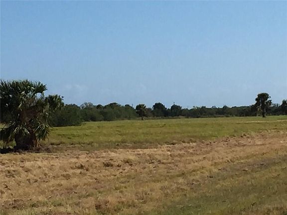 4th image of 8105 White Fences Ln