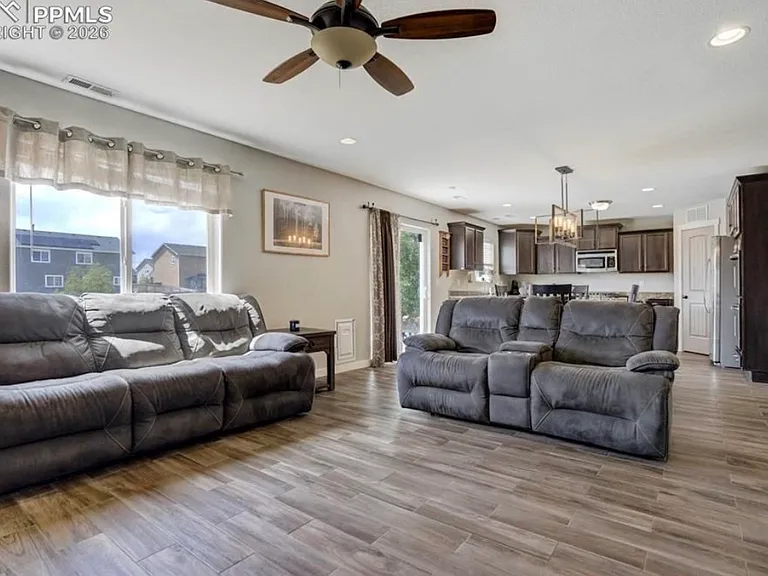3812 Chia Dr — Photo 11
