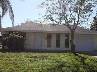 757 Fairhaven St NE, Palm Bay, FL 32907