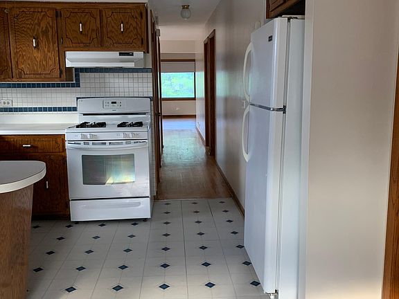 5th image of 3538 N Kilbourn Ave Floor 2