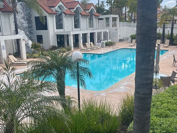 4th image of 836 Calle Los Gatos