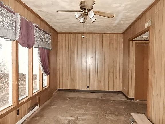 5th image of 1023 Clyde Elrod Ave