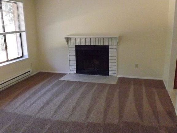 2nd image of 10411-10417 7th St E