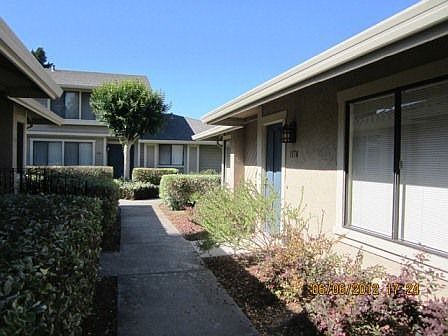3rd image of 1178 Green Glen Dr #1