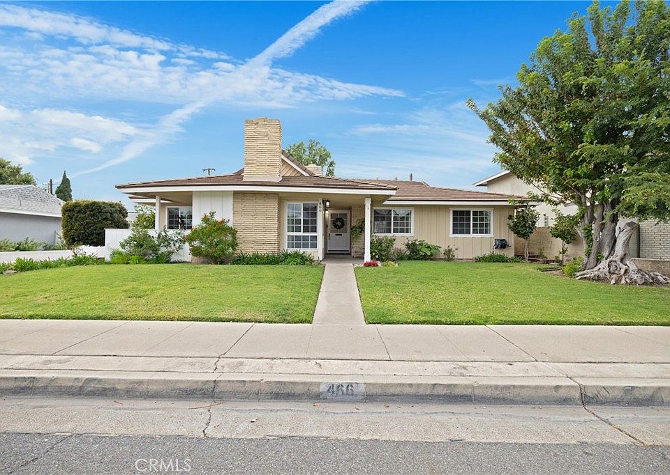 1st image of 466 S Wellington Rd