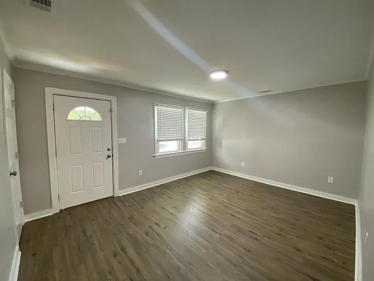 2211 Utah St — Photo 3