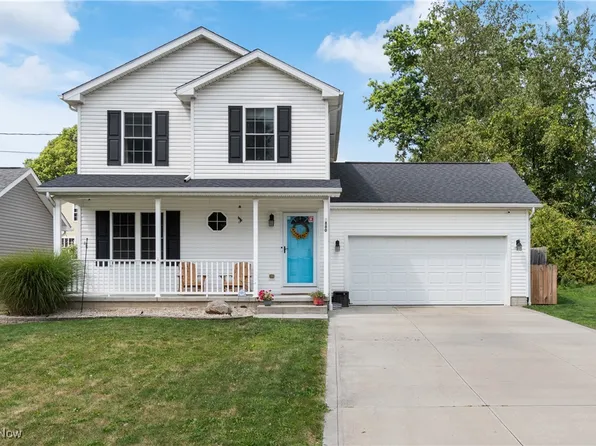 1880 Issaquah St, Cuyahoga Falls, OH 44221