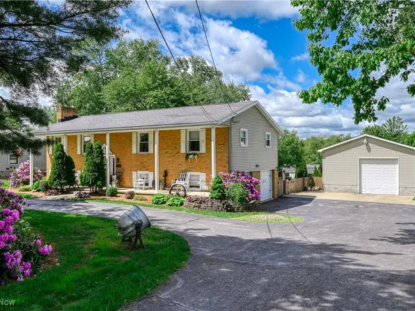 11965 King Church Ave NW, Uniontown, OH 44685