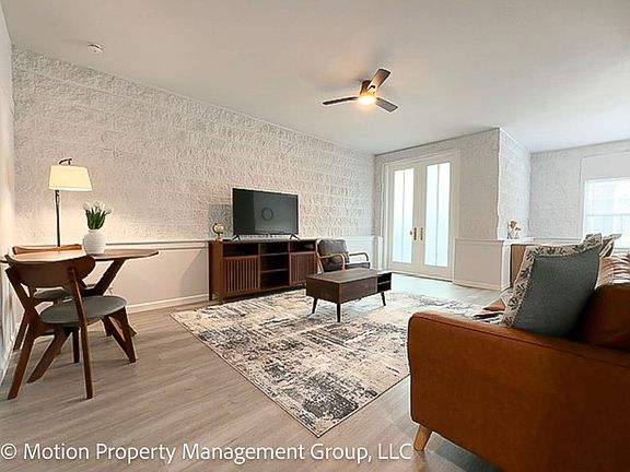 2nd image of 6918 Northside Dr Unit C
