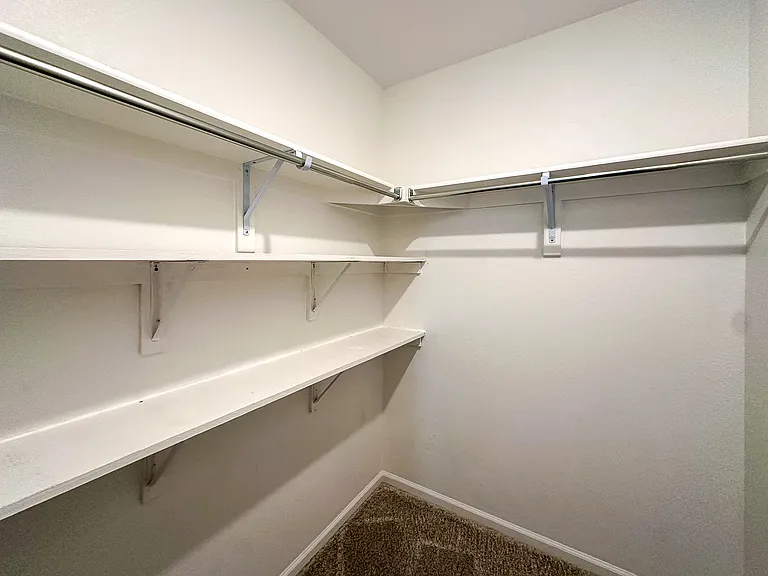 17440 Springfield Dr — Photo 37