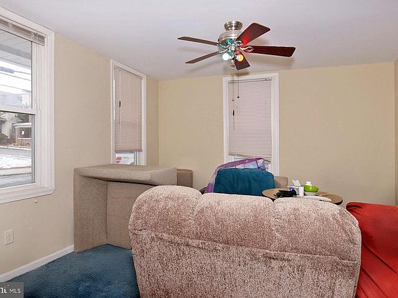 4th image of 412 Pershing Ave