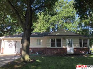 1915 S 53rd St, Lincoln, NE 68506