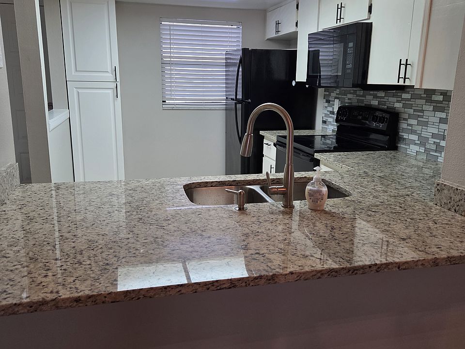 1st image of 7808 Niagara Ave