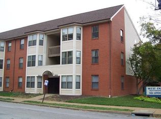 5723 Maple Ave #B, Saint Louis, MO 63112