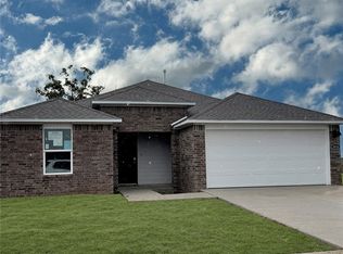 3010 Laredo Ln, Centerton, AR 72736