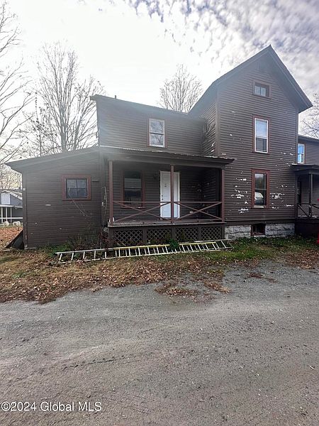 3rd image of 14 Lincoln Street