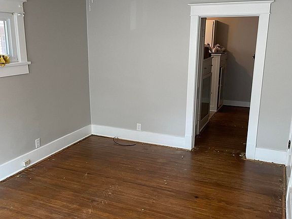 3rd image of 2309 Wetstein Ave APT 2