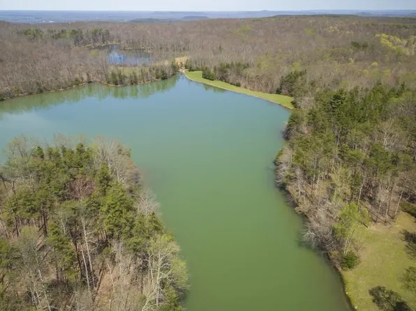 8 Long Mountain Trl, McMinnville, TN 37110