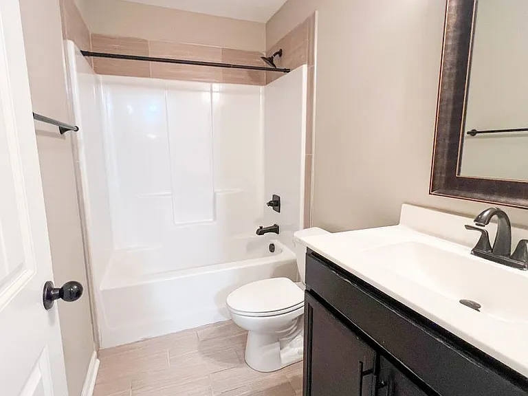 108 Woodtrace Ct — Photo 10