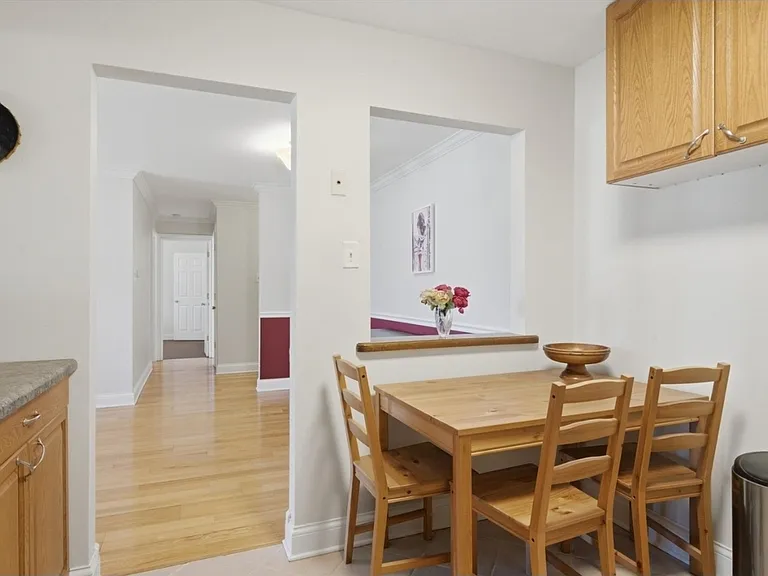 670 Marilyn Ave #208 — Photo 4