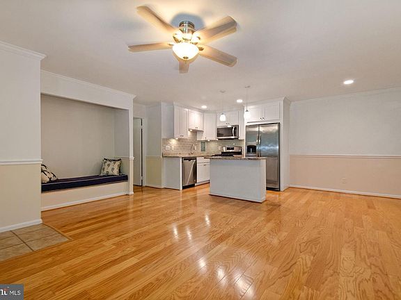 5th image of 170 Talbott St APT 102